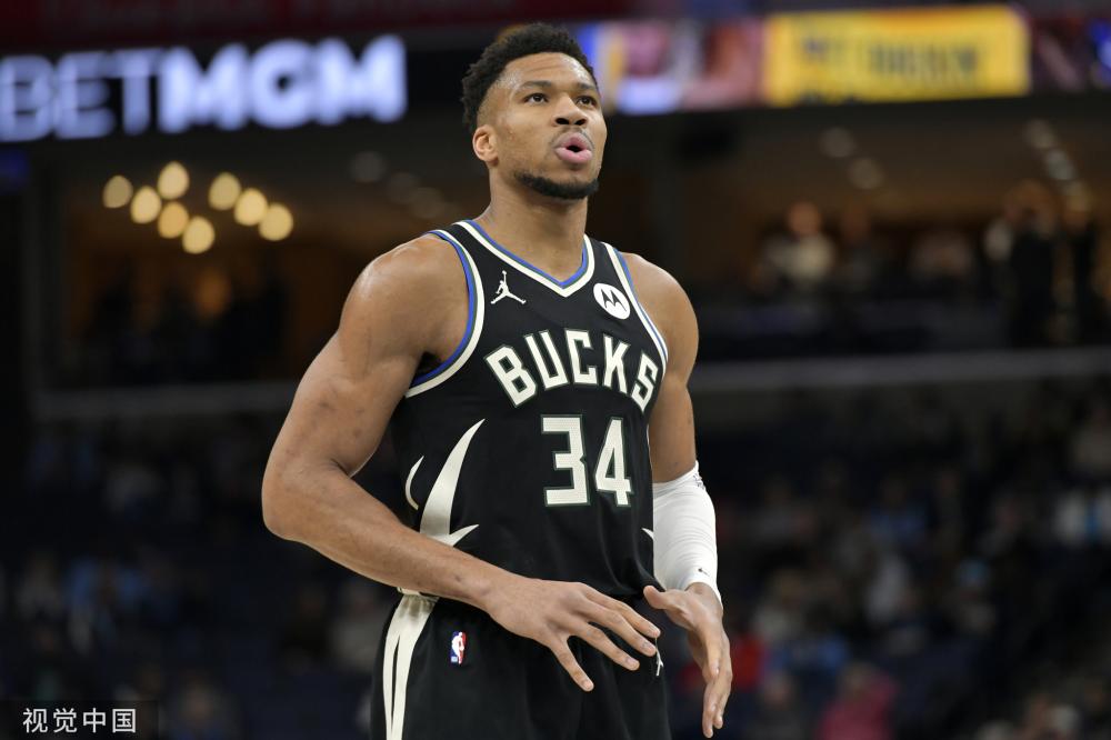 她便对滑雪 她便对滑雪