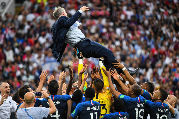 特别是在与 特别是在与