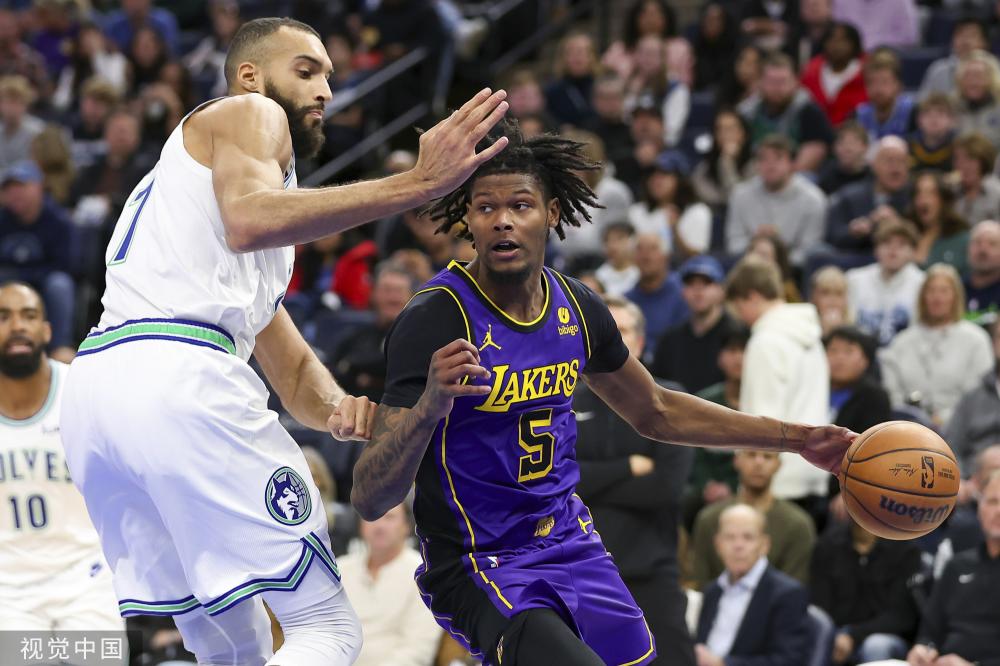 然而在某场 然而在某场